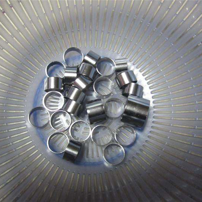 come pulire rapidamente le parti hardware di precisione?
